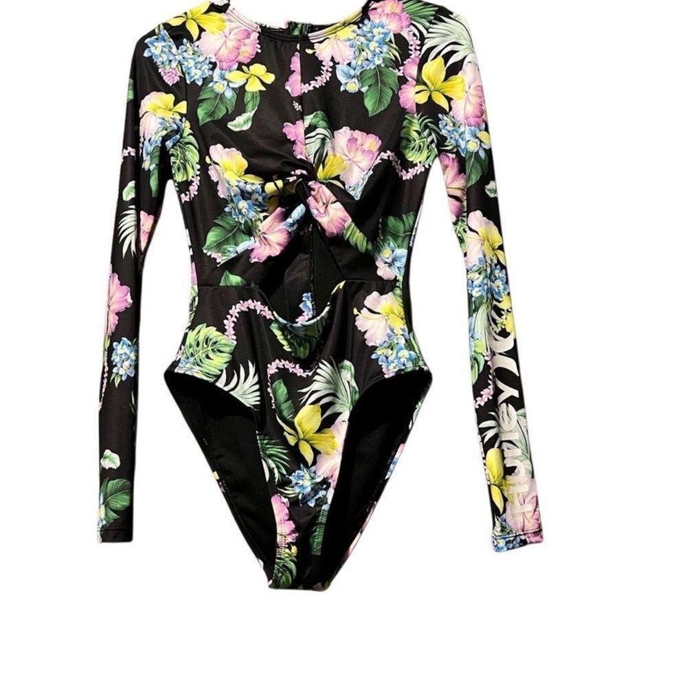 never worn Hurley swimsuit.